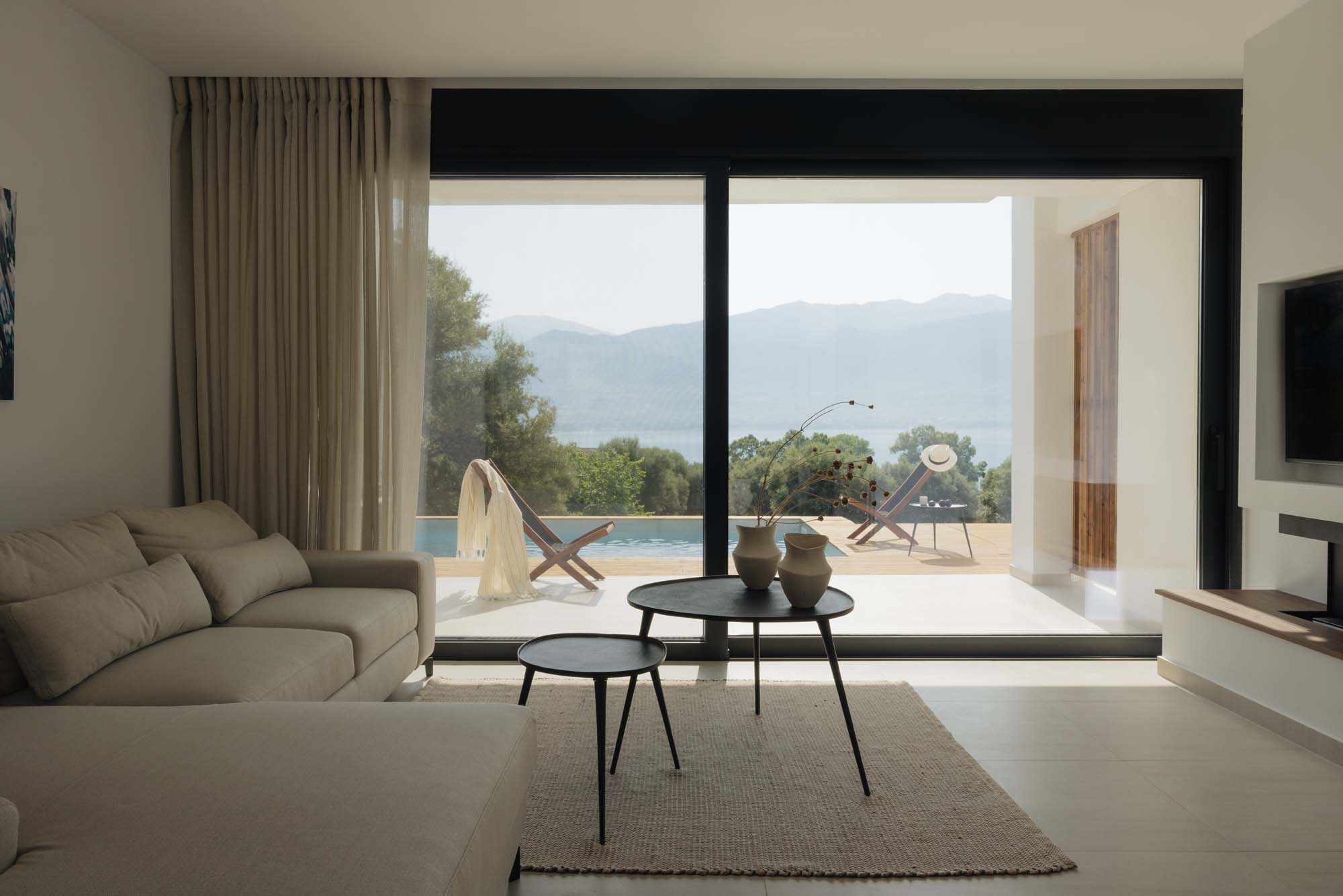 luxury accommodation villas palairos